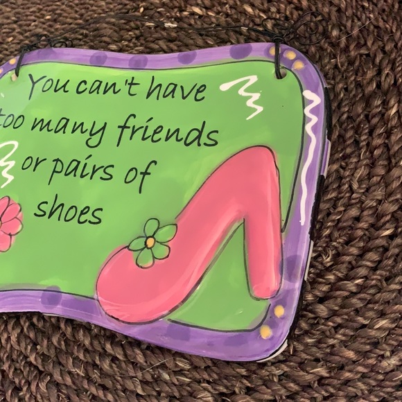 FRIENDS AND SHOES Ceramic SIGN - Picture 3 of 4